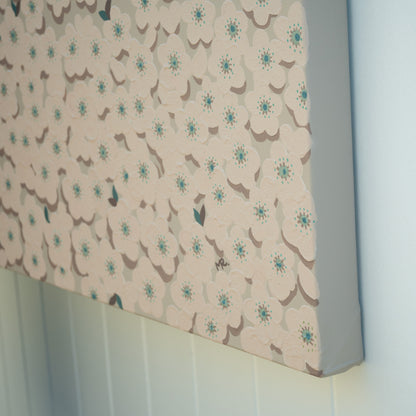 Quiet Bloom - Pale Horizon